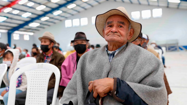 Hoy arranca el aumento en las transferencias de Colombia Mayor, una de las banderas sociales del Gobierno Petro