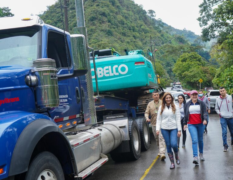 Maquinaria de la Gobernación instalará puente provisional en el sector Pico de Oro, zona rural de Ibagué