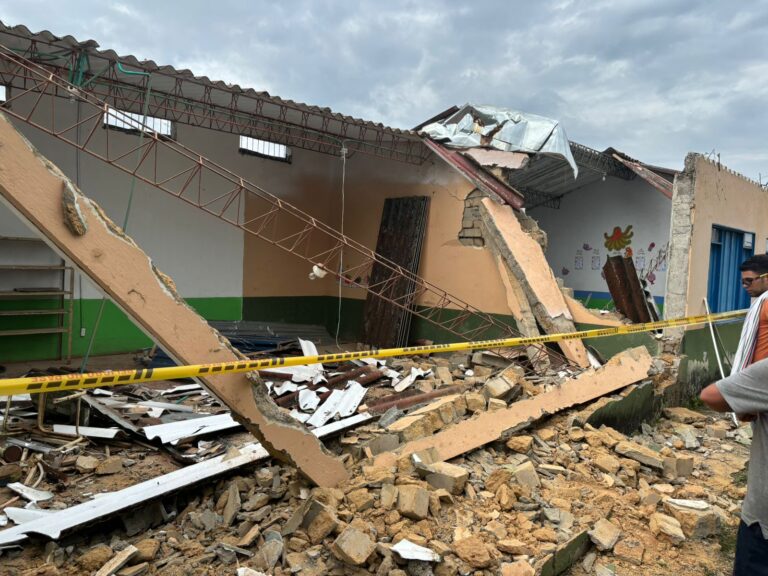 Tras colapso de sus instalaciones, estudiantes de la Sede Uribe en Villahermosa tendrán educación en casa