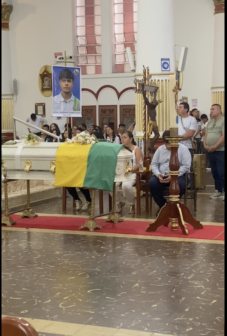 Sentido adiós a Julian Humberto Acosta, estudiante del Colegio Cisneros de Ibagué