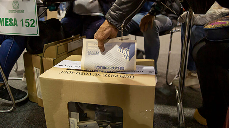 240924-Gobierno-radica-en-el-Congreso-el-proyecto-de-reforma-politica-1280