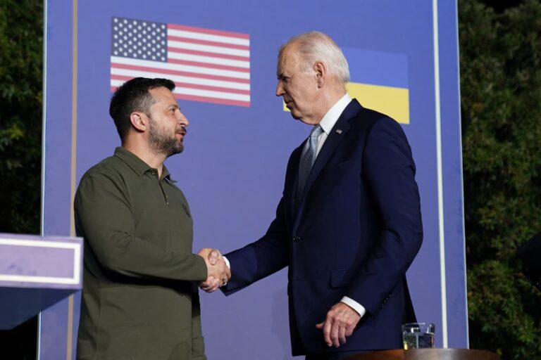 Biden permite que Ucrania use armas estadounidenses para atacar dentro de Rusia