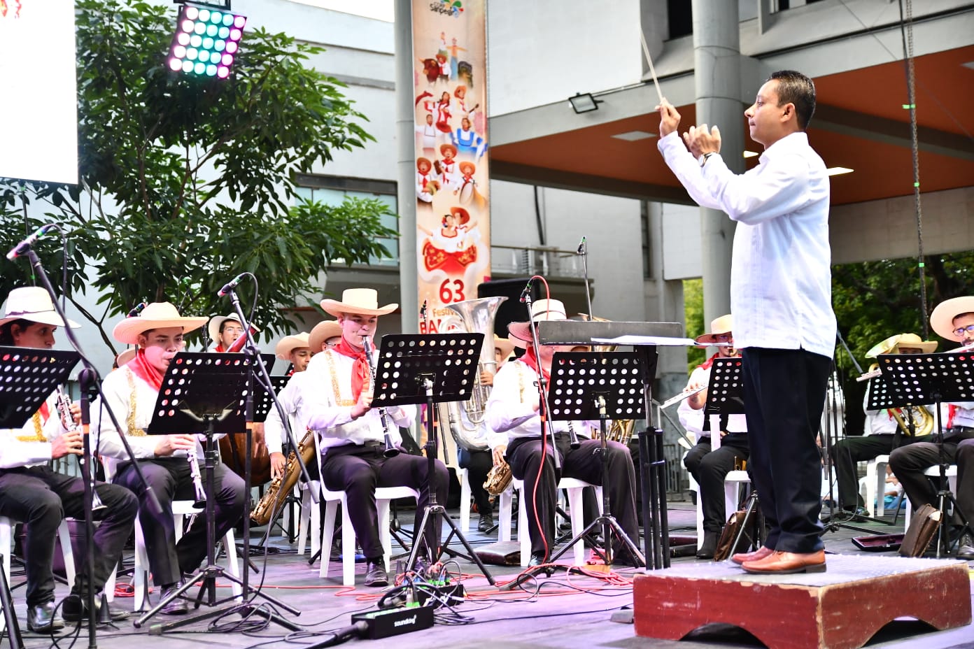 La-riqueza-musical-de-Colombia-fue-protagonista-en-el-Encuentro-Nacional-de-Bandas-Sinfonicas-Abel-Valderrama-Yusti-3