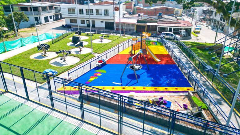 Alcaldía de Ibagué inauguró las obras del MegaParque Sacúdete en la Comuna 3