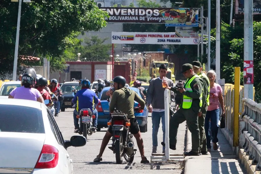 VENEZUELA-FRONTERA-COLOMBIA-3.jpg