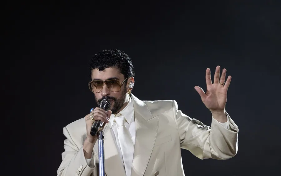 Demandan a Bad Bunny y su sello disquero por 16 millones de dólares