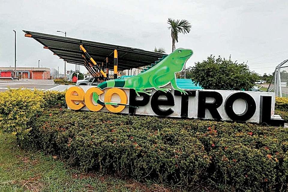 Hallazgos fiscales por más de 80 mil millones por irregularidades en contratos de Ecopetrol detectó la Contraloría General.