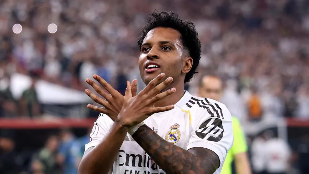 Real Madrid jugará la final de la Supercopa de España ante el Barcelona después de superar por 1-2 al Atlético de Madrid