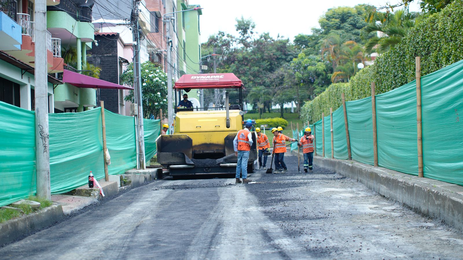 Culminó pavimentación de una vía del barrio Rincón de Piedra Pintada con salida a la 60 de Ibagué