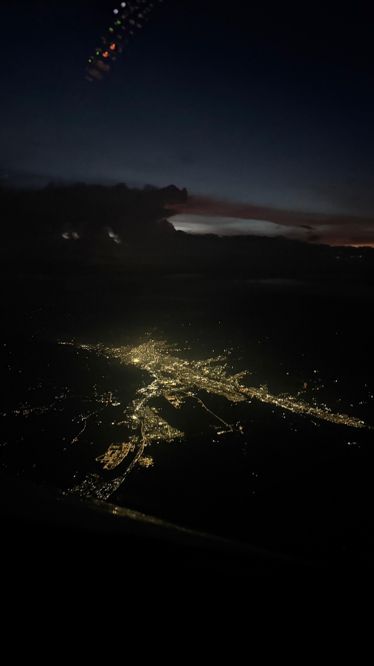 Majestuosa vista del Estadio Murillo Toro a 18 mil pies de altura en la goleada del Deportes Tolima a Aguilas captada por un piloto ibaguereño en vuelo comercial