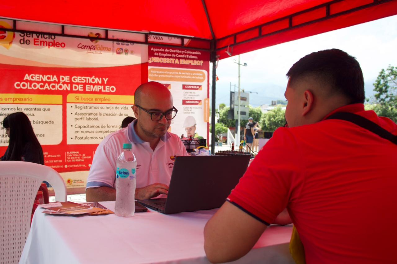 Vacantes hasta de $5 millones y contratación directa: así será la jornada de empleo de ComfaTolima hoy en Ibagué
